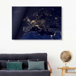 Europa Om Natten NASA Galleritryk 30 X 20 Cm Billedramme -POSTERLOUNGE Salg 551526 gallery print room outer space l