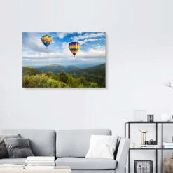 Hot Air Balloon Over The Mountains Akrylbillede 30 X 20 Cm Billedramme -POSTERLOUNGE Salg 621297 acrylic glass room photography l
