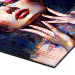 She Wears Flowers Leon Devenice Galleritryk 20 X 30 Cm Billedramme -POSTERLOUNGE Salg 755960 gallery print empCorner l